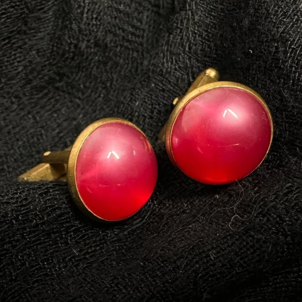 Vintage‎ Pink Dome Cufflinks Gold Tone Round Lucite Pearl Look
